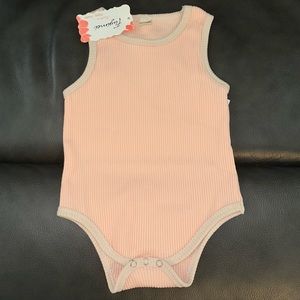 Brand New Onesie. Size: 4T (100)
